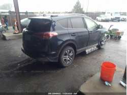 TOYOTA RAV4 JTMZFREV4JJ179847