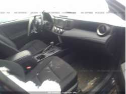 TOYOTA RAV4 JTMZFREV4JJ179847