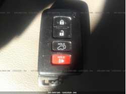 TOYOTA RAV4 JTMYFREV8DD004015