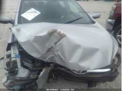 HYUNDAI ELANTRA 5NPDH4AE8DH375218