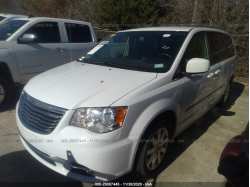 CHRYSLER TOWN & COUNTRY 2C4RC1BG0GR297575