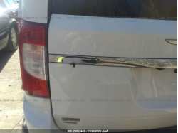 CHRYSLER TOWN & COUNTRY 2C4RC1BG0GR297575