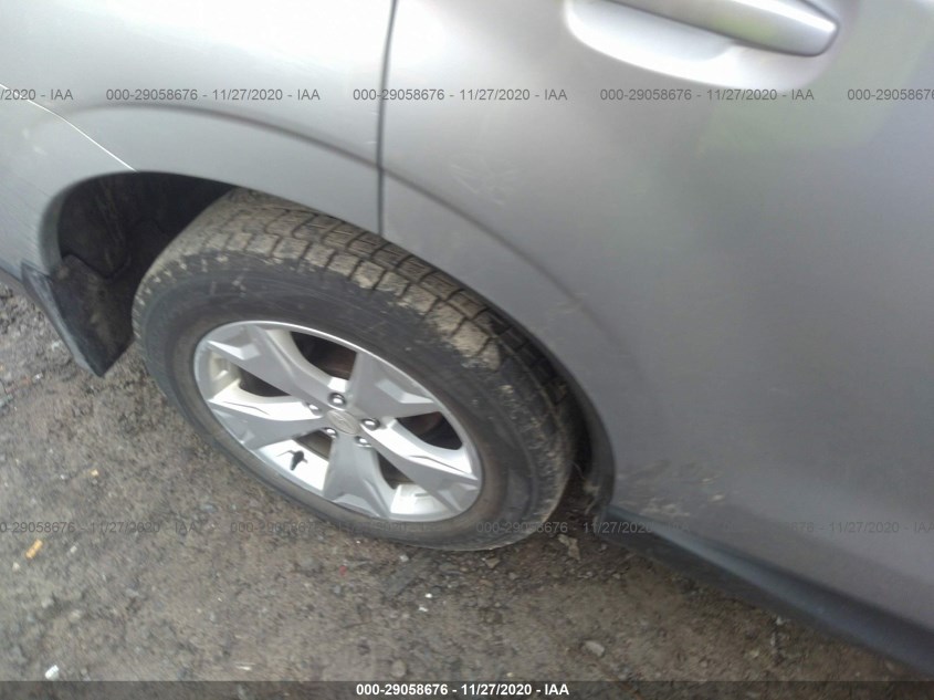 SUBARU FORESTER JF2SJADC9FH476114