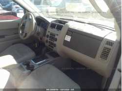 FORD ESCAPE 1FMCU0D79BKC12925