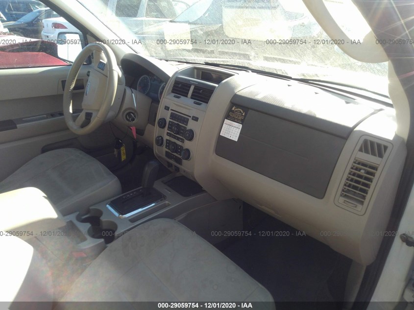 FORD ESCAPE 1FMCU0D79BKC12925