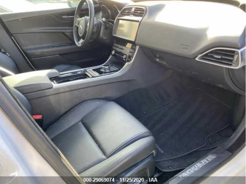 JAGUAR XE SAJAD4FX1KCP50031