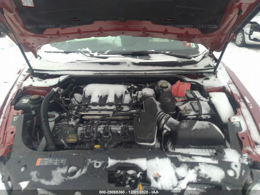 FORD TAURUS 1FAHP2F88DG102852