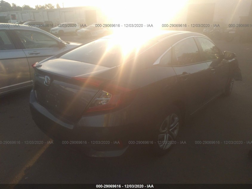 HONDA CIVIC SEDAN 2HGFC2F52JH580687
