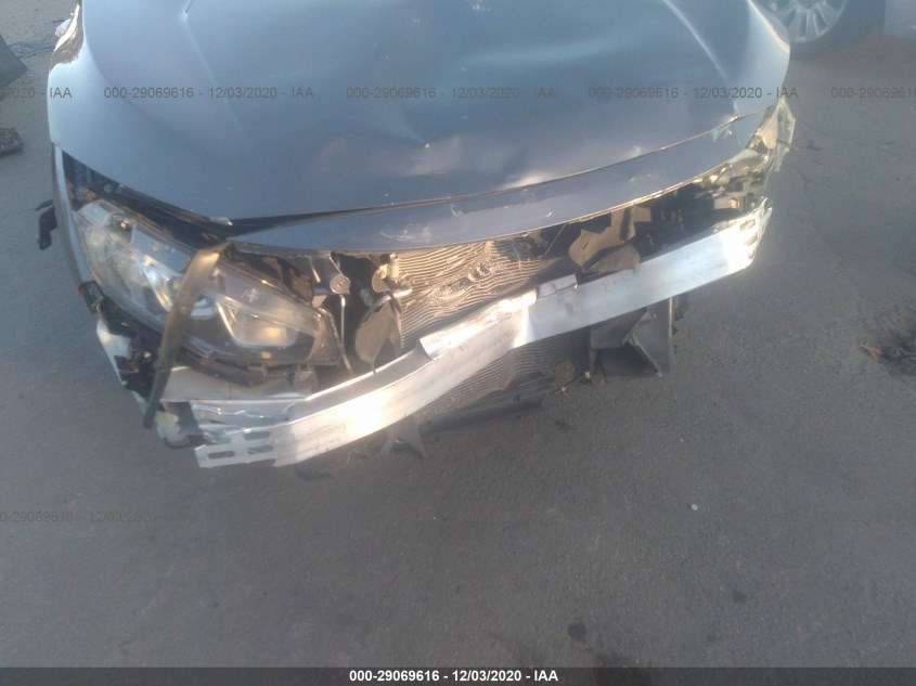 HONDA CIVIC SEDAN 2HGFC2F52JH580687
