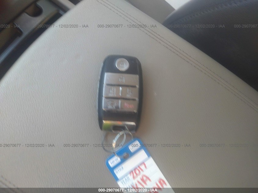 KIA SEDONA KNDMB5C17H6333088