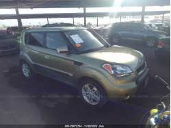 KIA SOUL KNDJT2A2XA7047648