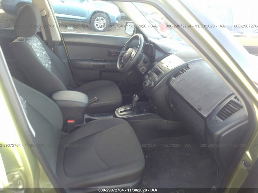 KIA SOUL KNDJT2A2XA7047648