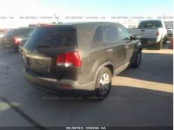 KIA SORENTO 5XYKT3A1XDG331547