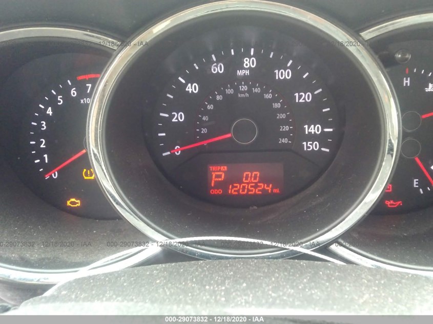 KIA SORENTO 5XYKT3A1XDG331547