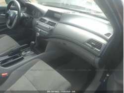 HONDA ACCORD SDN 1HGCP2F4XAA130394