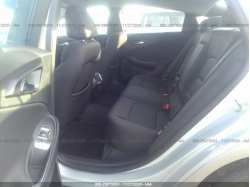 CHEVROLET MALIBU 1G1ZD5ST5JF271241