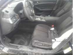 HONDA ACCORD SEDAN 1HGCV1F40JA033575