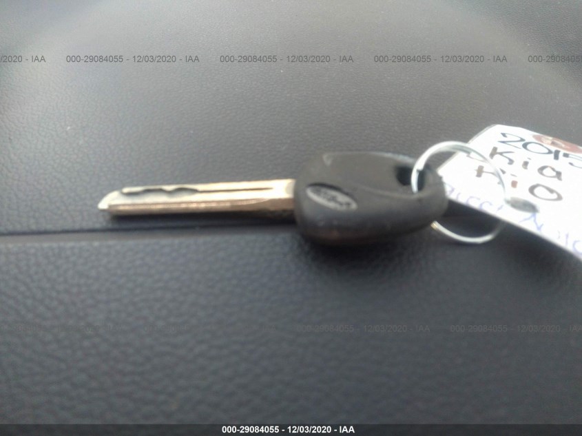 KIA RIO KNADM4A3XF6470013