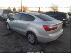 KIA RIO KNADM4A3XF6470013
