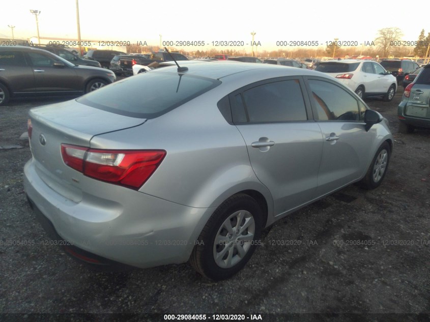 KIA RIO KNADM4A3XF6470013