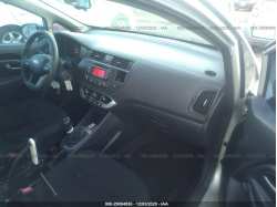 KIA RIO KNADM4A3XF6470013