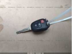 TOYOTA RAV4 JTMZFREVXJJ167279