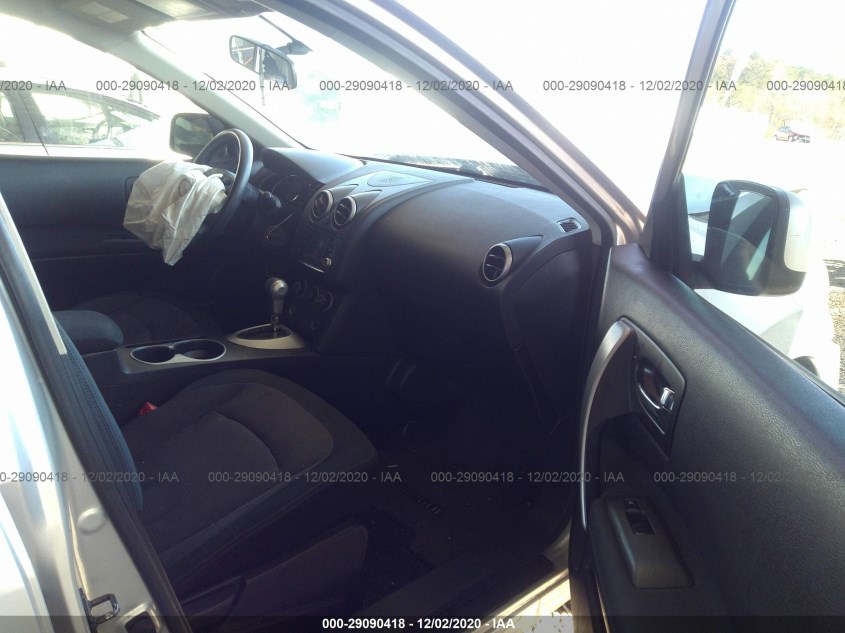 NISSAN ROGUE JN8AS5MT8BW568369