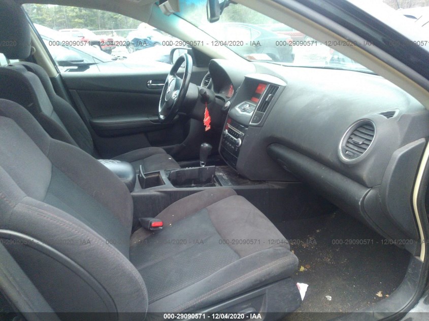 NISSAN MAXIMA 1N4AA5AP0BC827322