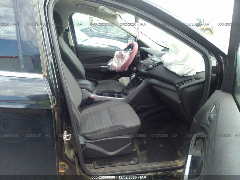 FORD ESCAPE 1FMCU0GX6GUB97159