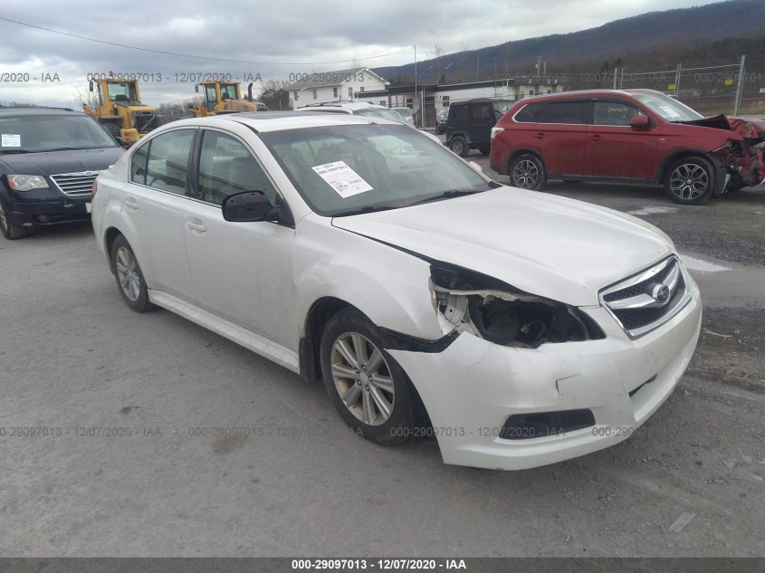 SUBARU LEGACY 4S3BMBG64A3220079