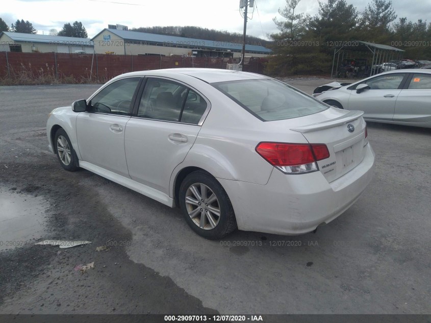 SUBARU LEGACY 4S3BMBG64A3220079