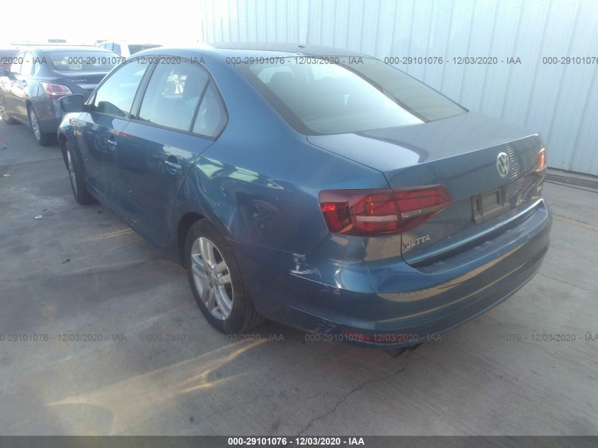VOLKSWAGEN JETTA 3VW2B7AJ9JM262582