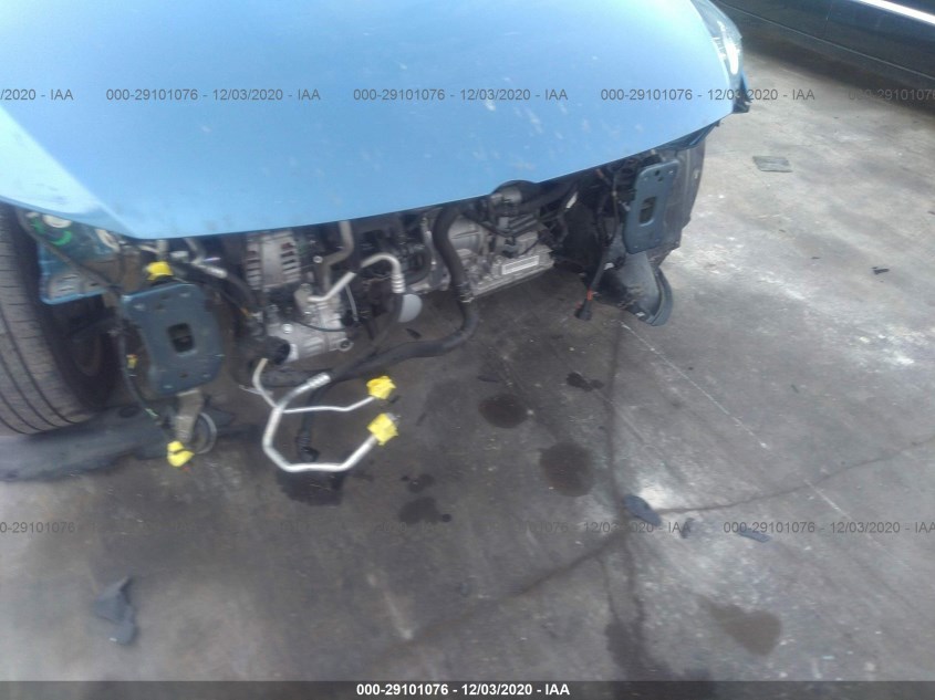 VOLKSWAGEN JETTA 3VW2B7AJ9JM262582