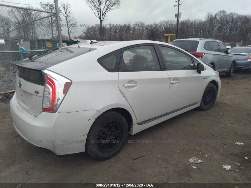 TOYOTA PRIUS JTDKN3DU7E0393821