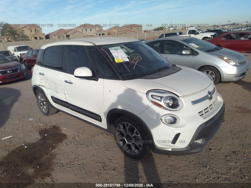 FIAT 500L ZFBCFADH8EZ012551
