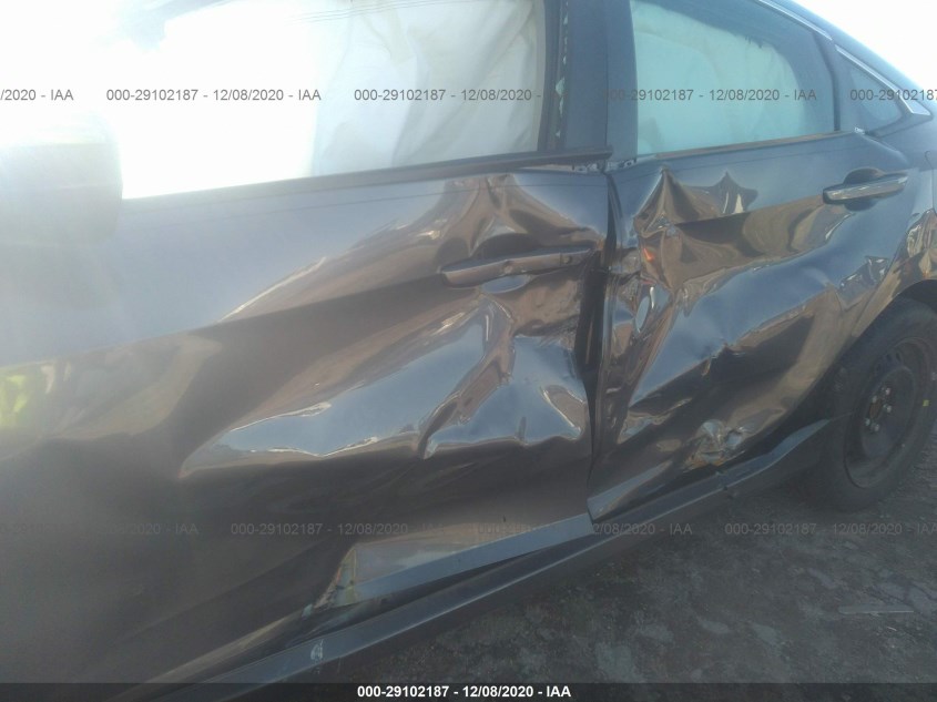 HONDA CIVIC SEDAN 2HGFC2F55JH545612