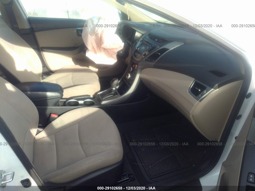 HYUNDAI ELANTRA 5NPDH4AE0EH517563