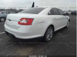 FORD TAURUS 1FAHP2FW0BG177041