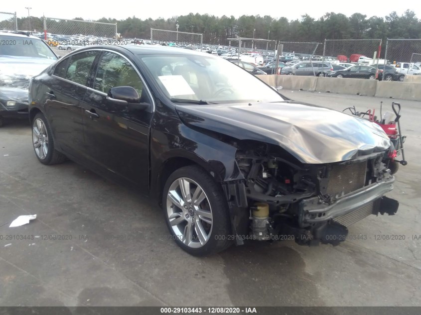VOLVO S60 YV1902FH8C2043648