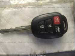 TOYOTA COROLLA 2T1BURHE8HC836982