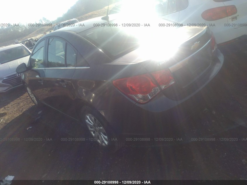 CHEVROLET CRUZE 1G1PF5S98B7133842