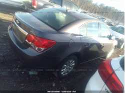 CHEVROLET CRUZE 1G1PF5S98B7133842