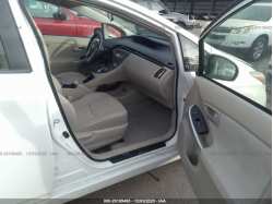 TOYOTA PRIUS JTDKN3DU2A0240905