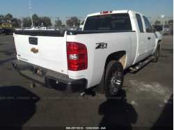 CHEVROLET SILVERADO 1500 1GCRKSE76CZ118122