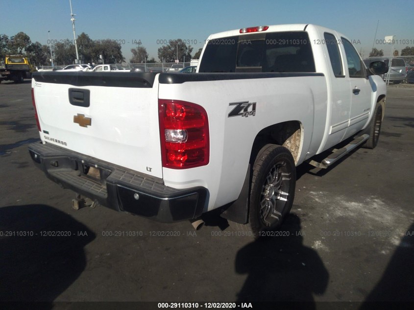 CHEVROLET SILVERADO 1500 1GCRKSE76CZ118122