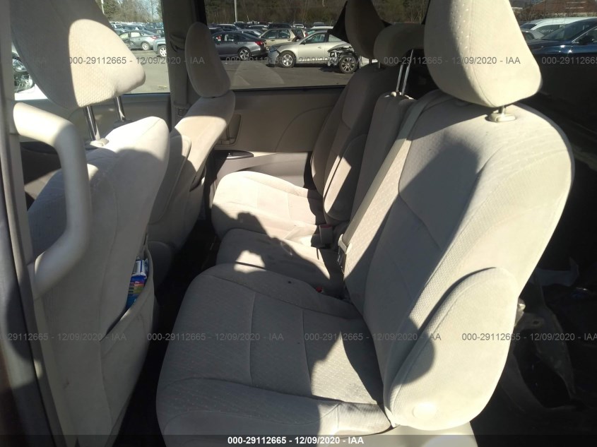 TOYOTA SIENNA 5TDKZ3DC6JS946235