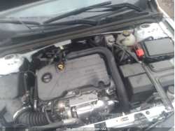 CHEVROLET MALIBU 1G1ZB5STXJF242582