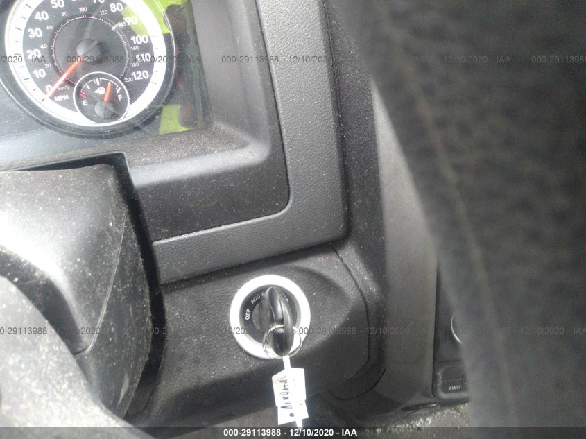 RAM 1500 3C6JR7AG2EG135389