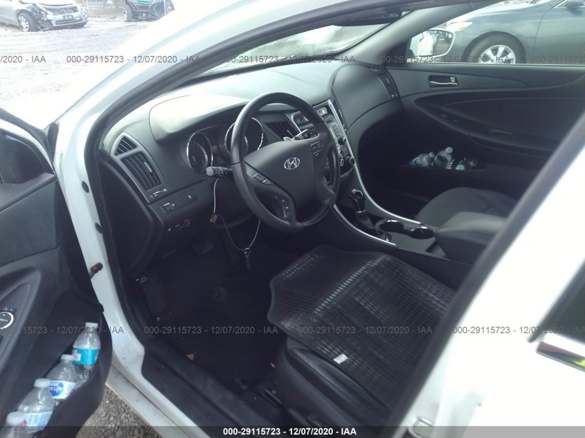 HYUNDAI SONATA 5NPEC4AC1BH044320
