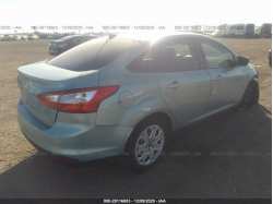 FORD FOCUS 1FAHP3F27CL235657